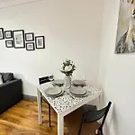Stylish 1-Bedroom And Living Room Apartment In Central London