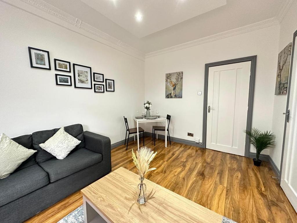 Appartamento Stylish 1-bedroom And Living In Londra