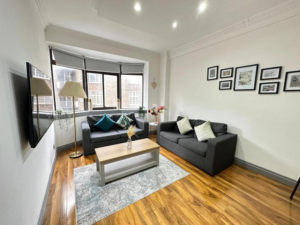 Appartamento Stylish 1-bedroom And Living In Londra