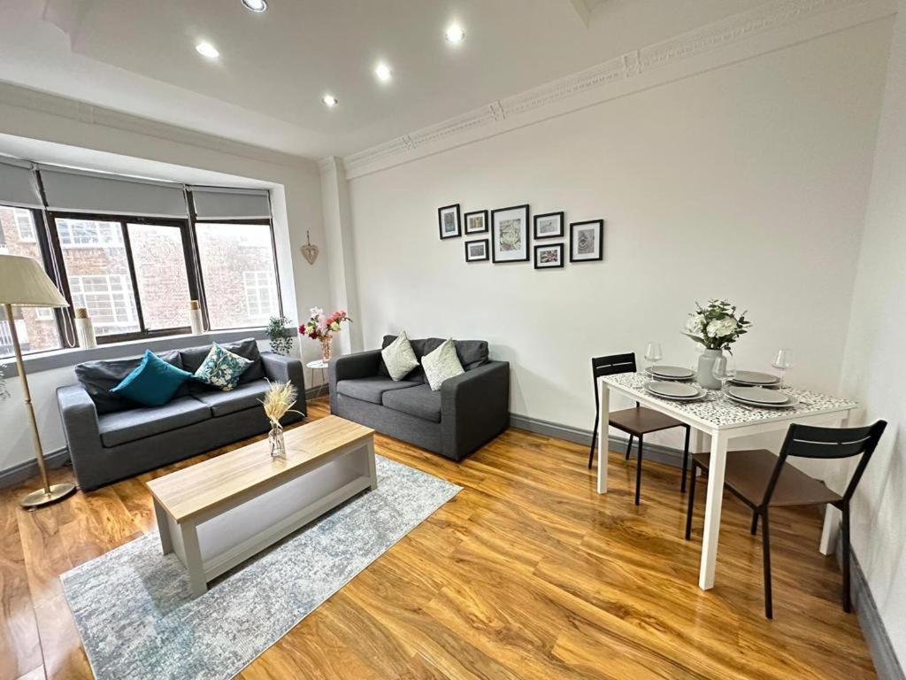 Appartamento Stylish 1-bedroom And Living In